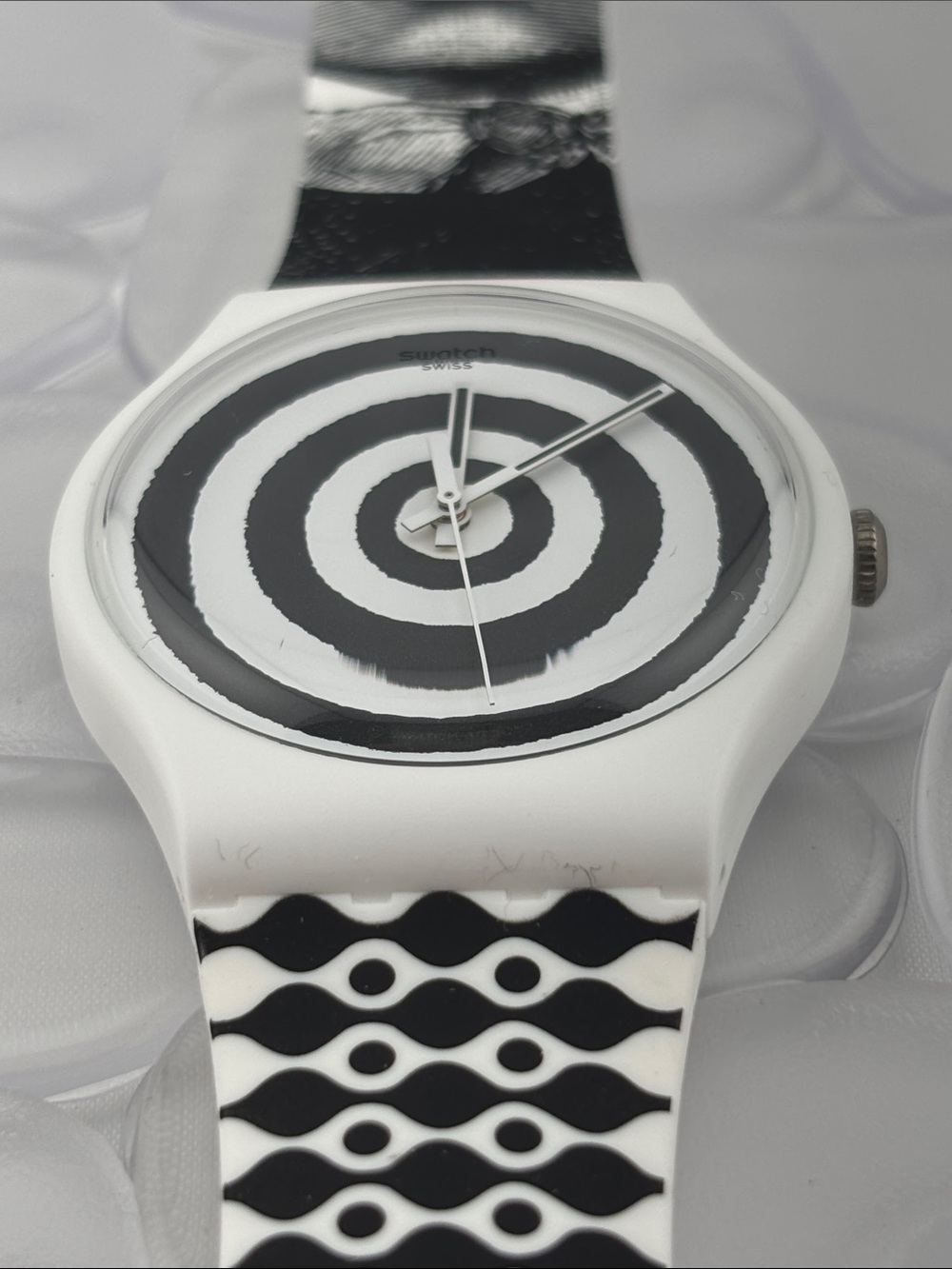 Swatch Watch - SUOZ126 - HYPNOTIC EYE - Picture 7 of 8
